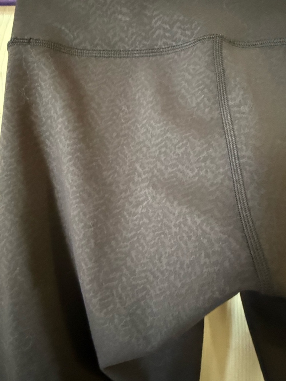 lululemon HR Wunder Train 25” - size 6 — NWOT - distressed twill embossed - Picture 8 of 14